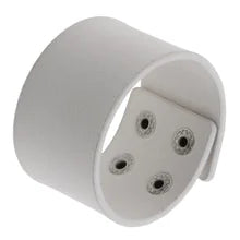 Maskulo NQ3354: White/Silver 5cm PU Leather Wristband with Snap Buttons, a hand accessory for a creative, yuppie look. Ideal for daily wear, parties, cosplay, travel.