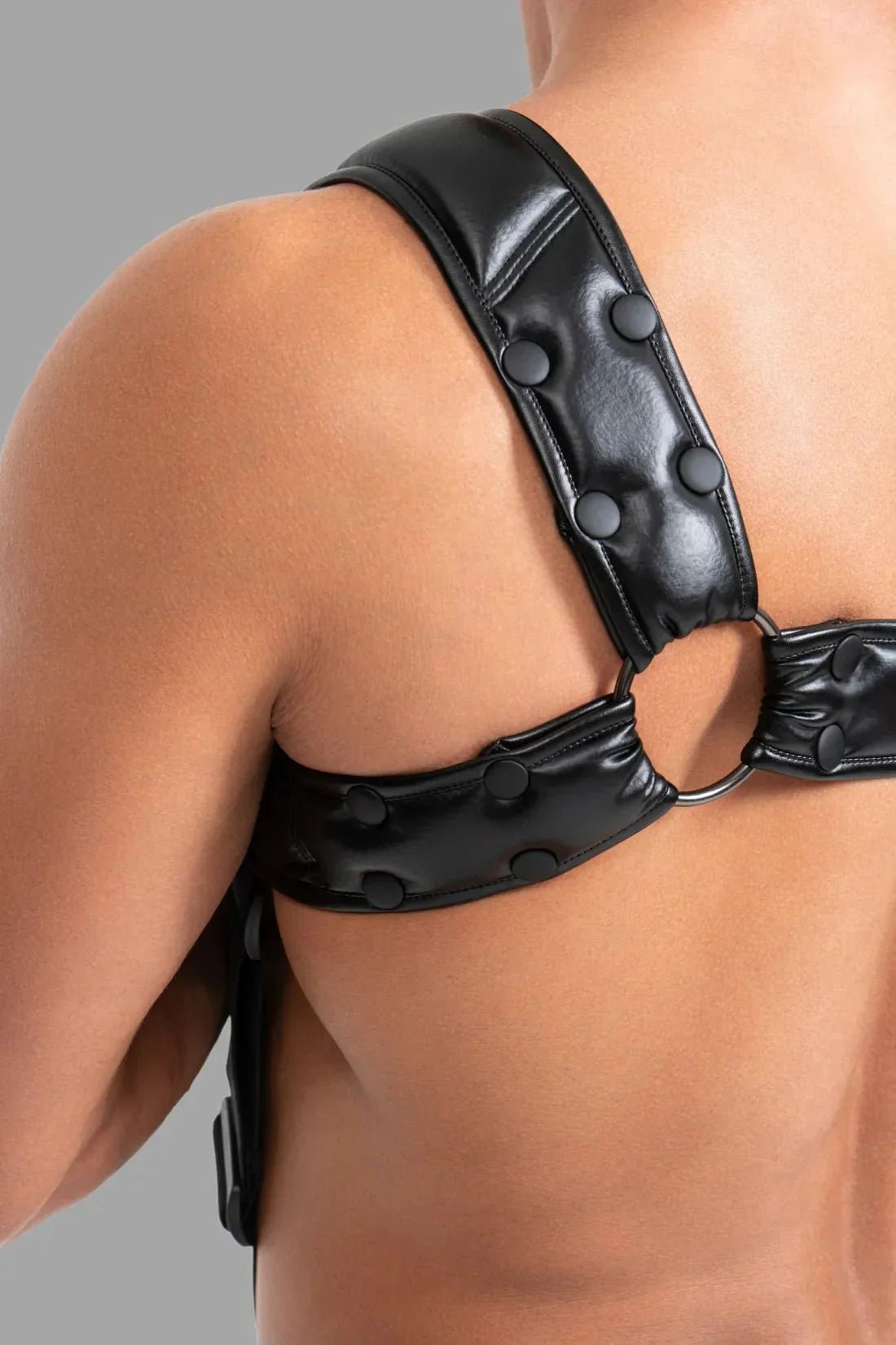 Body Harness with Push - up Effect. Black and Red - MHR119 - Y5 - www.maskulo.berlin - Local store