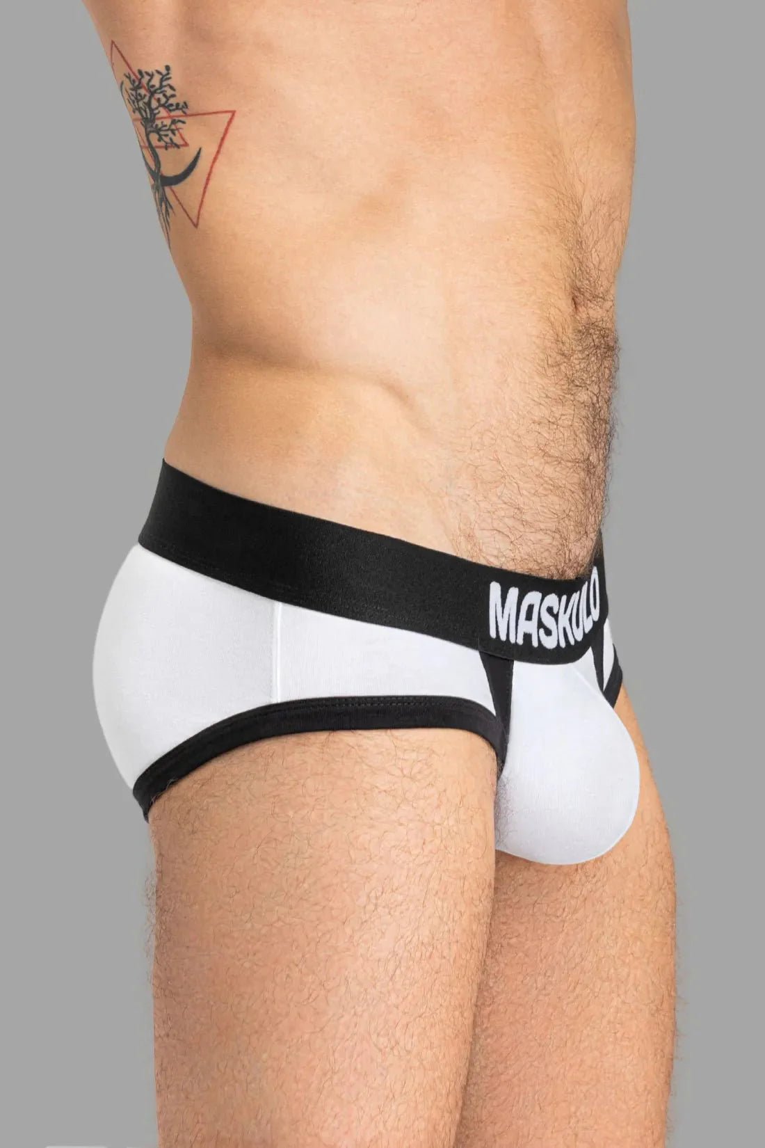 CAPTAIN - A Briefs with O - Inside - POUCH. White and Black - MBR140 - Y3 - www.maskulo.berlin - Local store