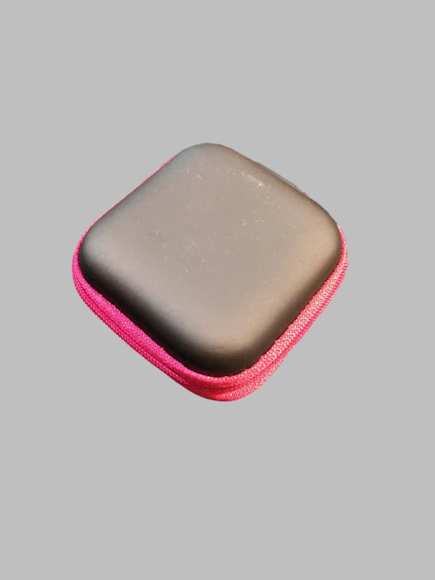 Carabiner case 6 cm. Black+Pink - MGC107 - YX - www.maskulo.berlin - Local store