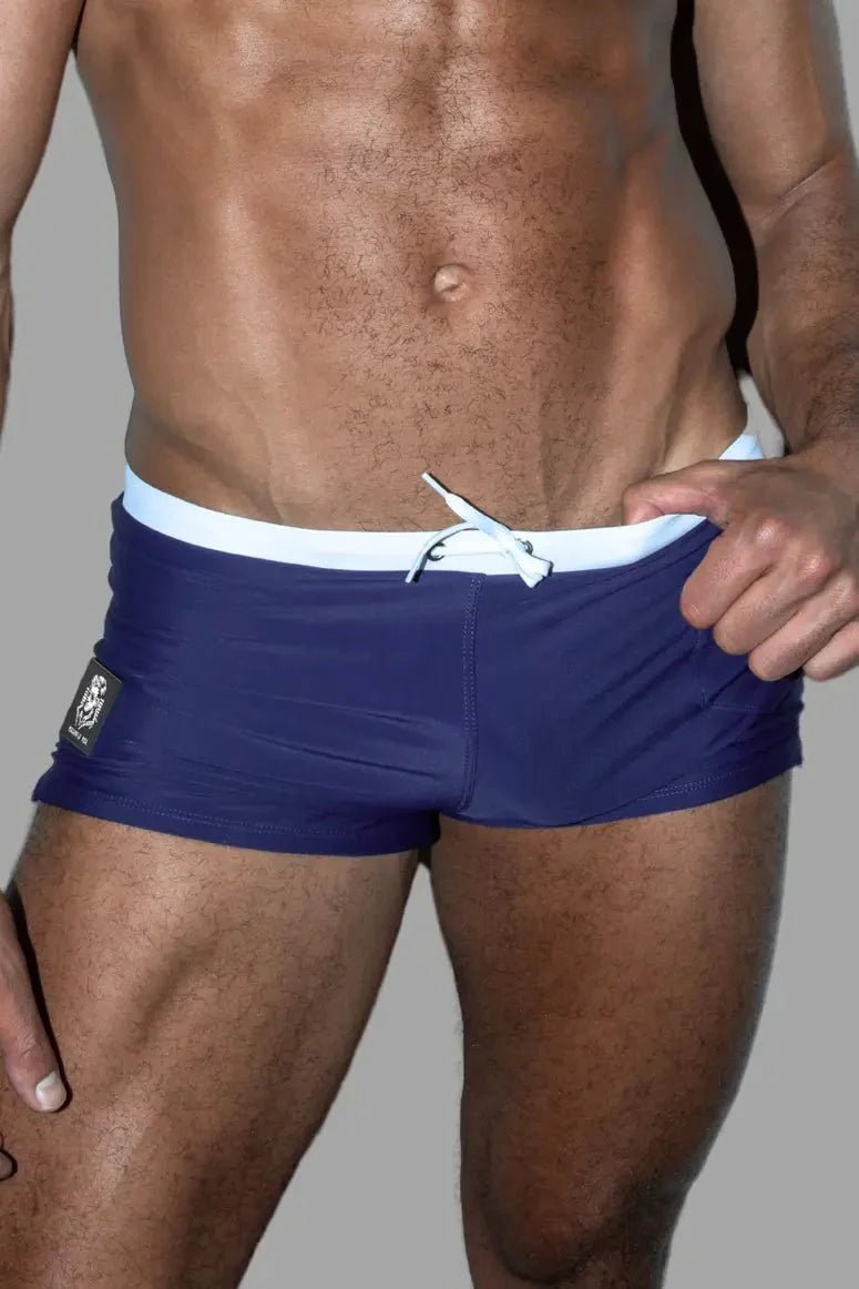 Evan Chase. Club Shorts with Pocket. Blue + White - MSH258 - Y2 - www.maskulo.berlin - Local store
