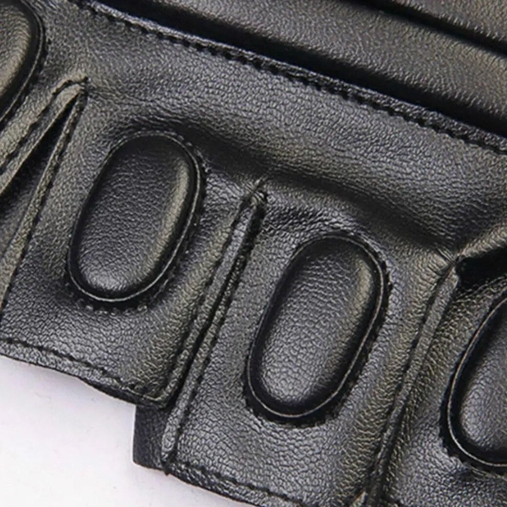 Fingerless PU leather gloves. Padded. Black