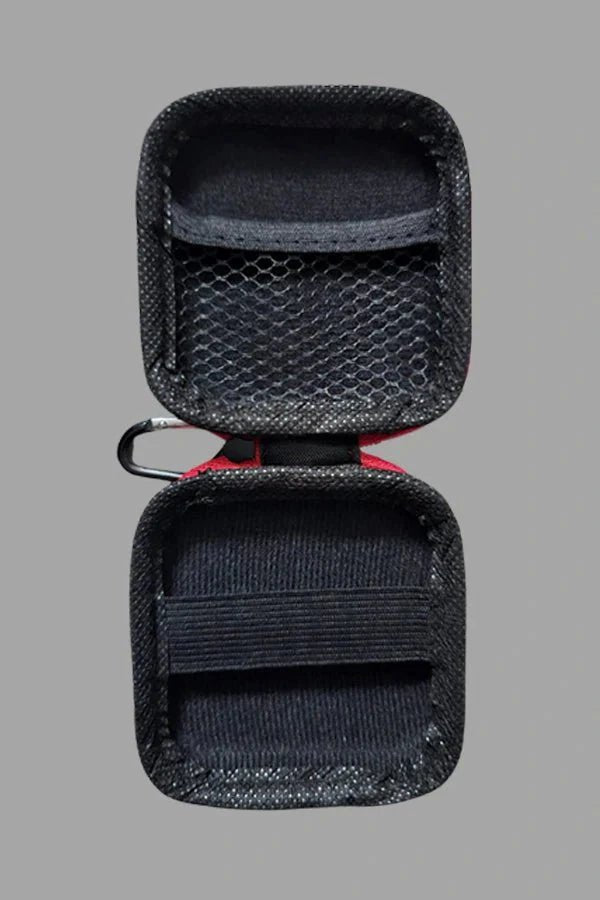 Jax Wanderlust. Mini Zip - Case with Carabiner. Black + Red - MCS103 - YX - www.maskulo.berlin - Local store