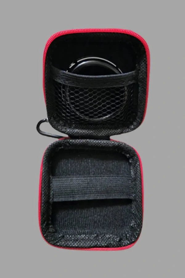 Jax Wanderlust. Mini Zip - Case with Carabiner. Black + Red - MCS103 - YX - www.maskulo.berlin - Local store