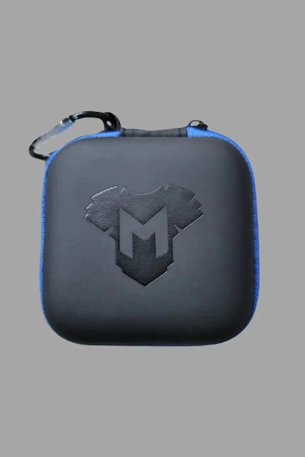 Jax Wanderlust. Mini Zip - Case with Carabiner. Black + Royal Blue - MCS105 - YX - www.maskulo.berlin - Local store