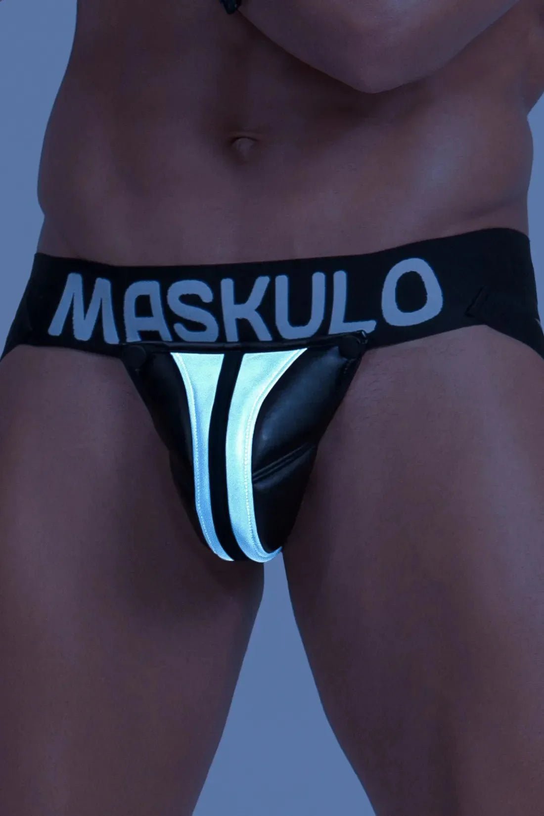 Jock 'Big Bulge'. Black and Grey Reflective Light - MJS147 - Y4 - www.maskulo.berlin - Local store