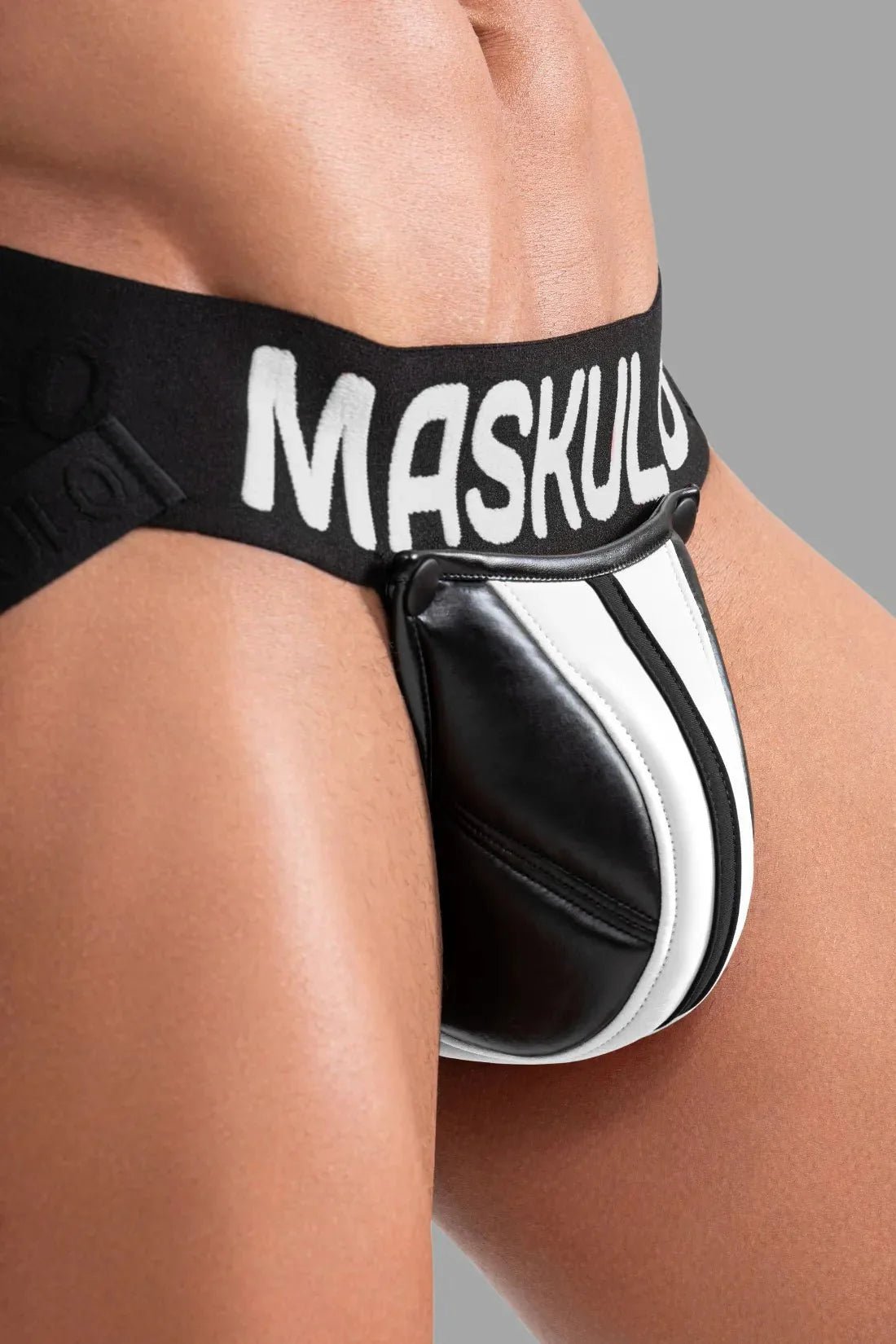 Jock 'Big Bulge'. Black and White - MJS145 - Y5 - www.maskulo.berlin - Local store