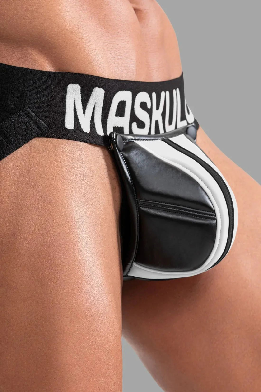 Jock 'Big Bulge'. Black and White - MJS145 - Y5 - www.maskulo.berlin - Local store