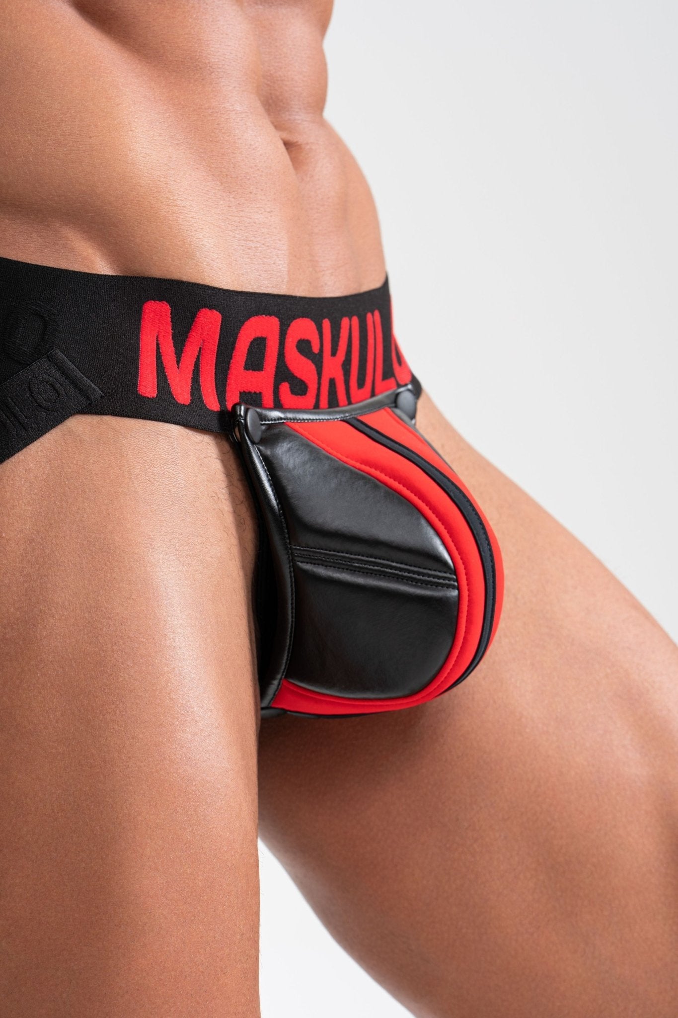 Jock 'Big Bulge'. Black+Red - MJS143 - Y1 - www.maskulo.berlin - Local store