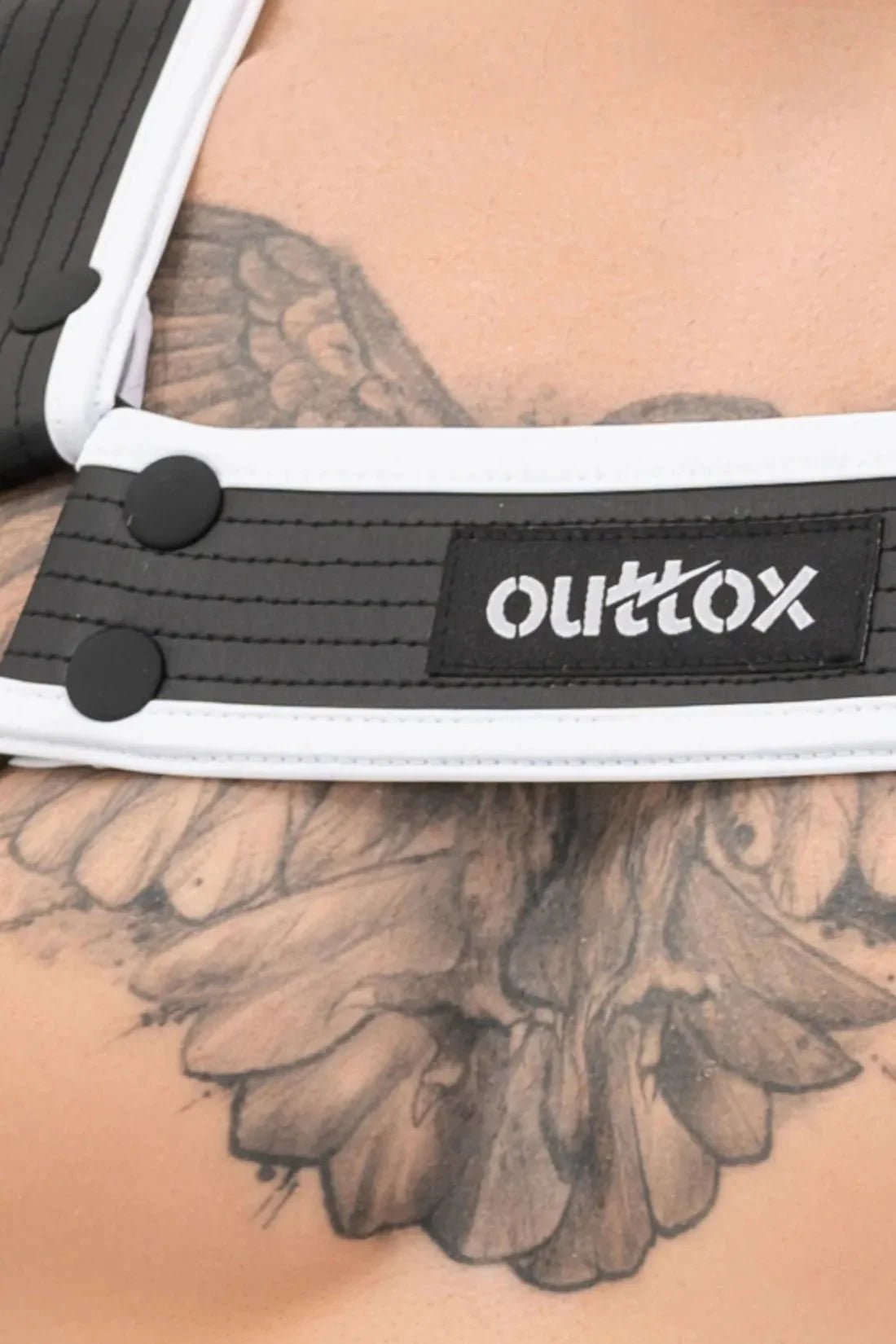 Outtox. Bulldog Harness with Snaps. Black and White - XHR111 - Y5 - www.maskulo.berlin - Local store