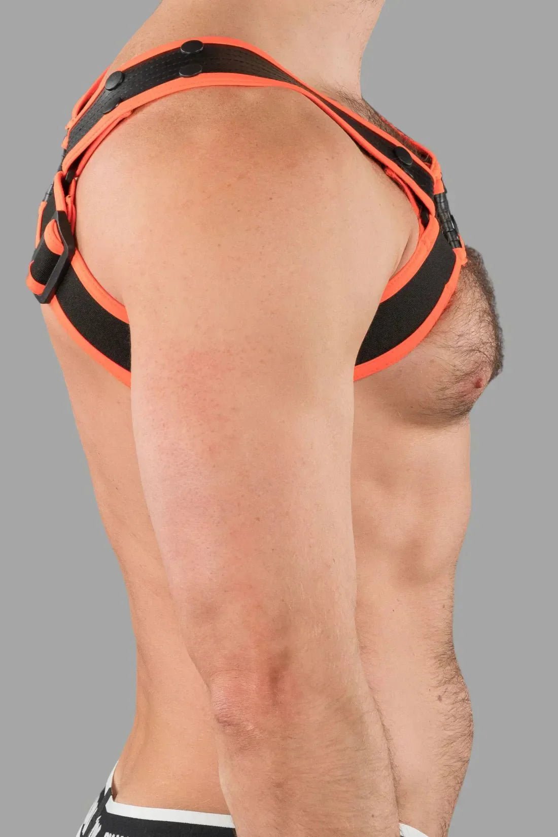 Outtox by Maskulo. Bulldog Harness with Snaps. Black and Orange - XHR121 - Y1 - www.maskulo.berlin - Local store