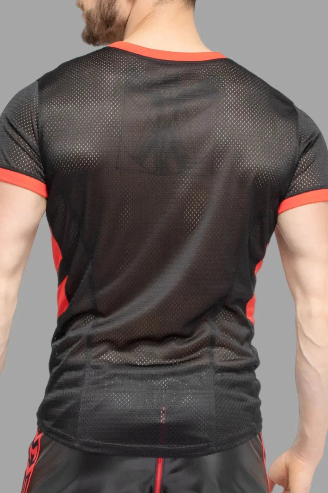 Skulla. Mesh T-Shirt. Black and Red - MTS102 - Y5 - www.maskulo.berlin - Local store