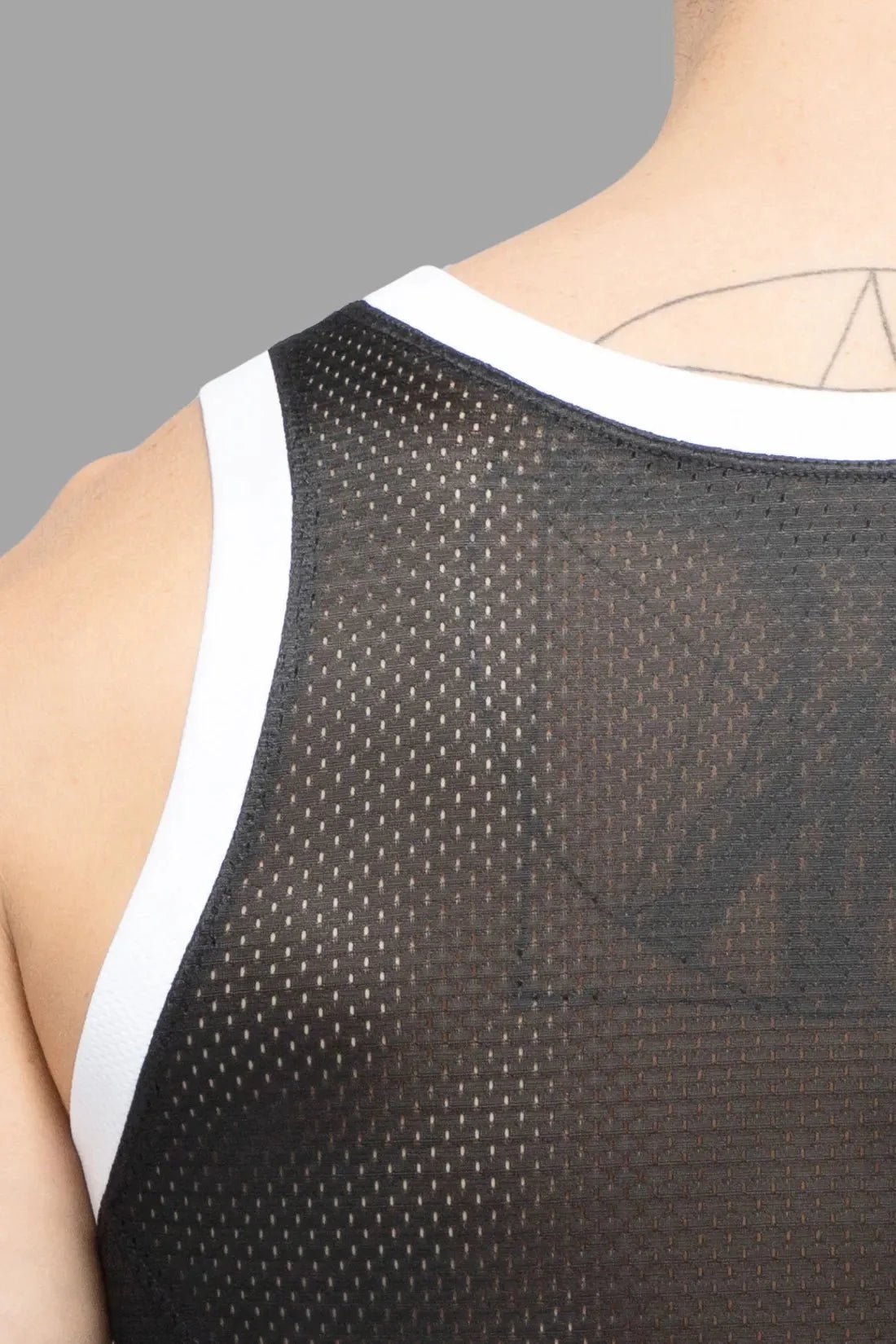 Skulla. Mesh Tank Top. Black and White - MTP103 - Y4 - www.maskulo.berlin - Local store