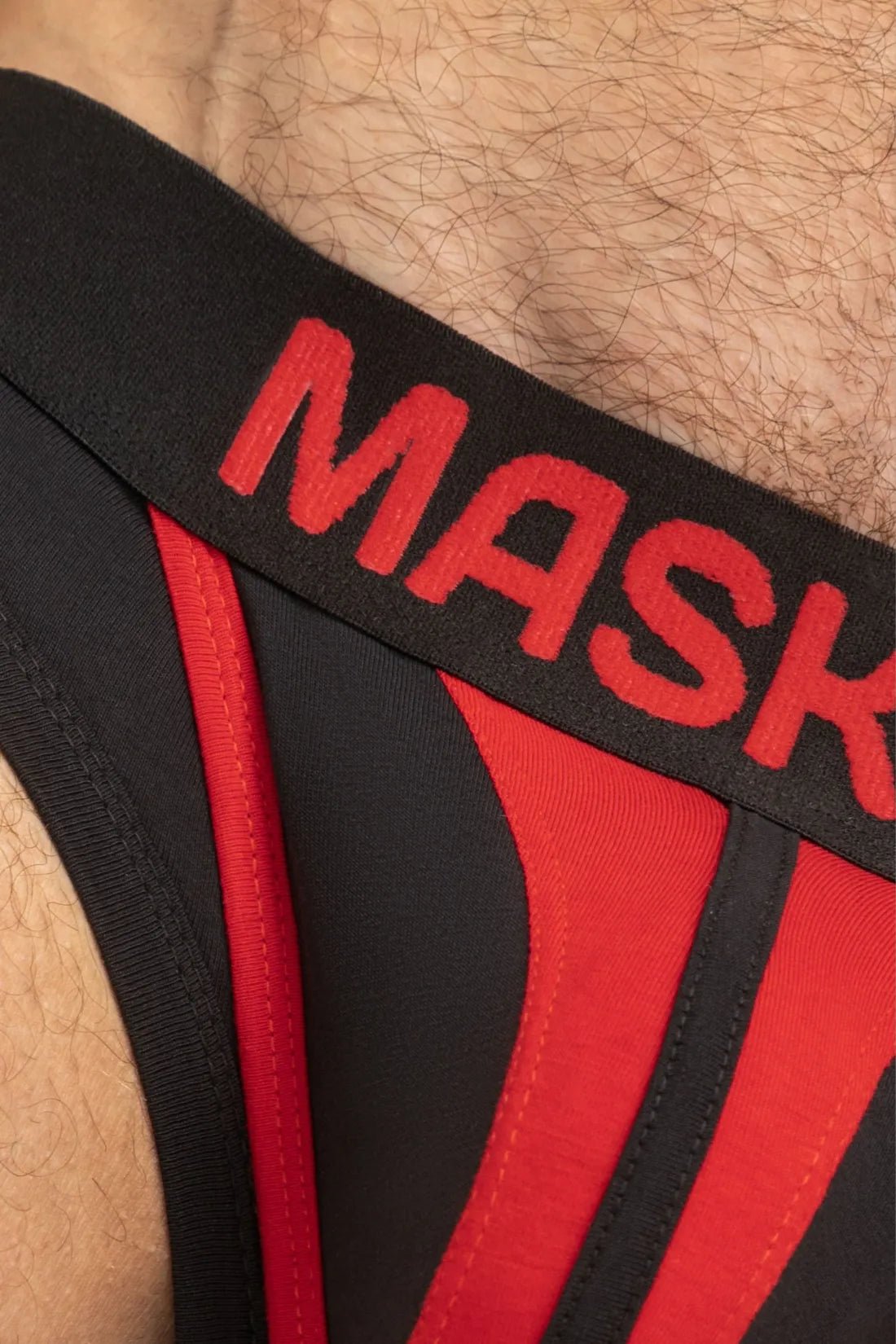 Tiger Briefs POUCH - SNAP. Black and Red - MBR136 - Y3 - www.maskulo.berlin - Local store