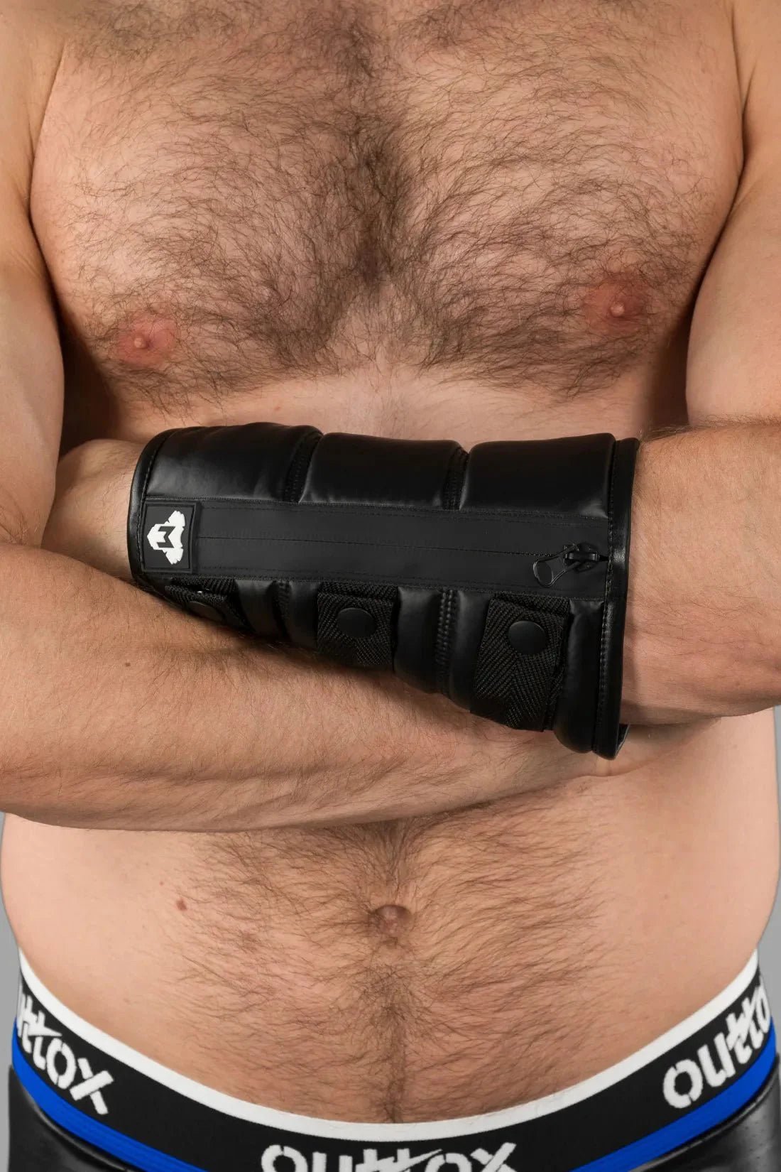 Wrist Wallet with Rubberized Zipper - MAC120 - YX - www.maskulo.berlin - Local store