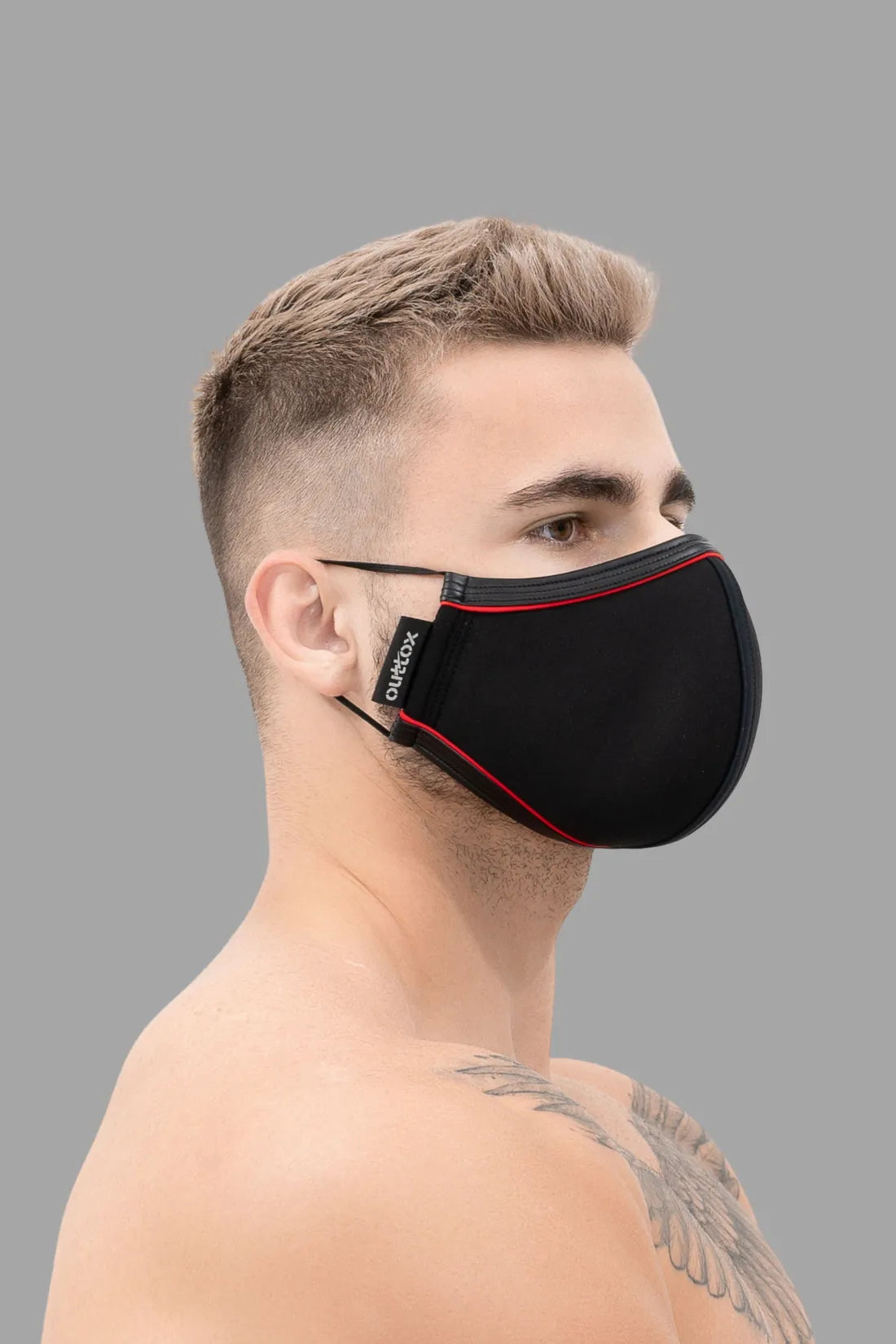 Outtox. Everyday Mask. Black+Red