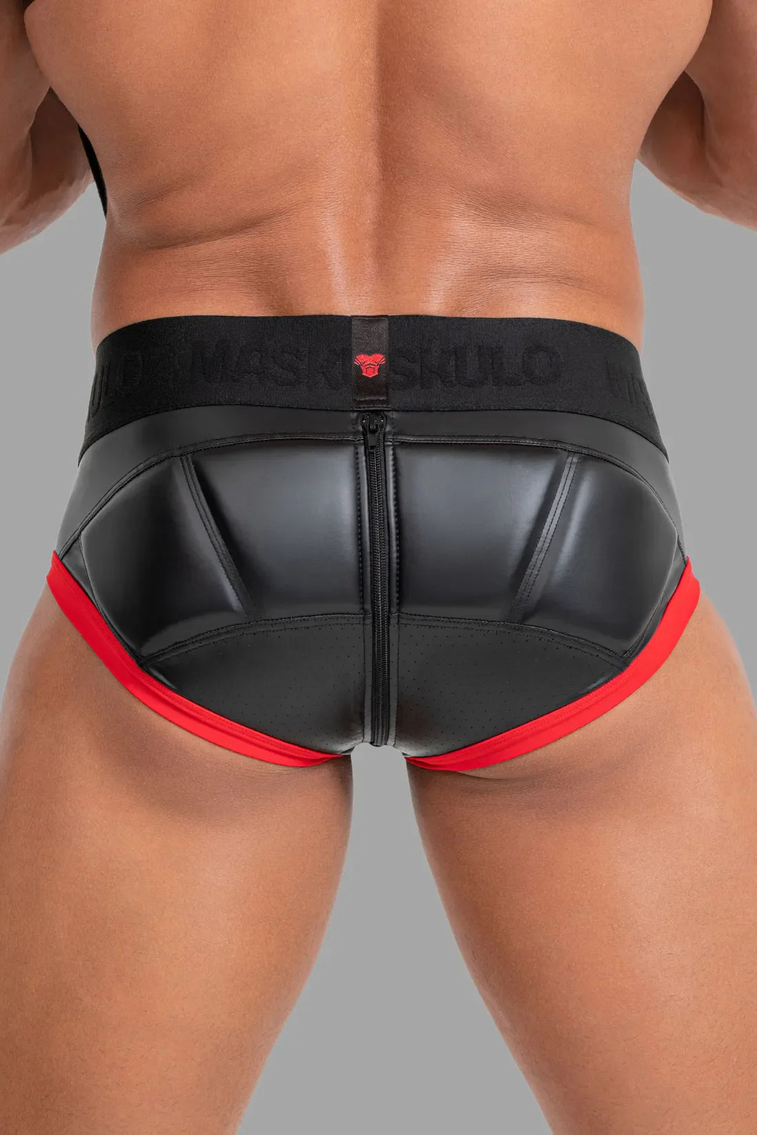 Briefs with Pads. Black+Red