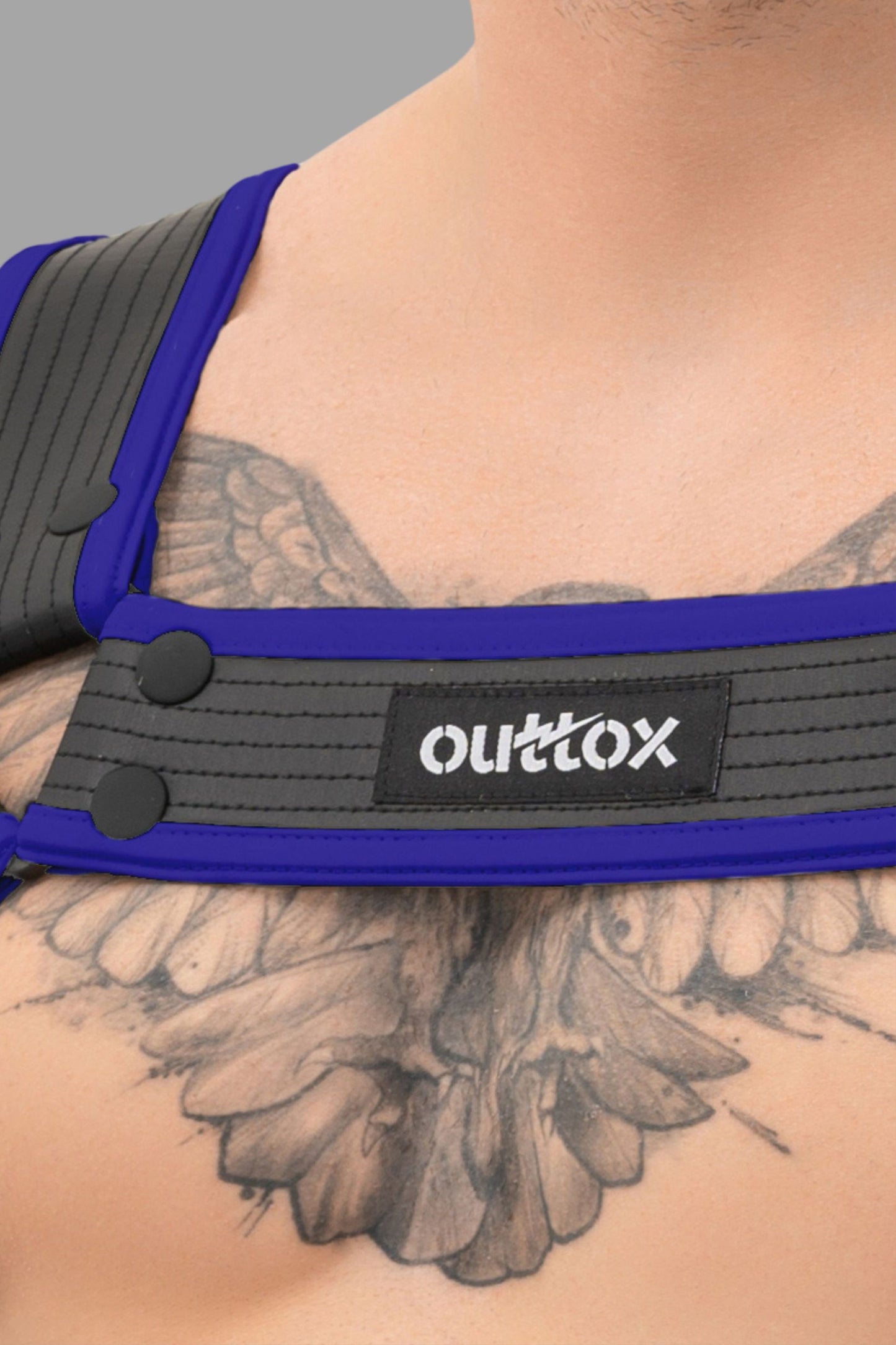 Outtox. Bulldog Harness with Snaps. Blue