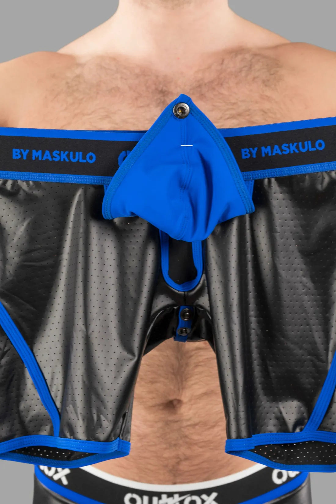 Outtox. Gewickelte Shorts hinten mit Snap-Codpiece. Blau