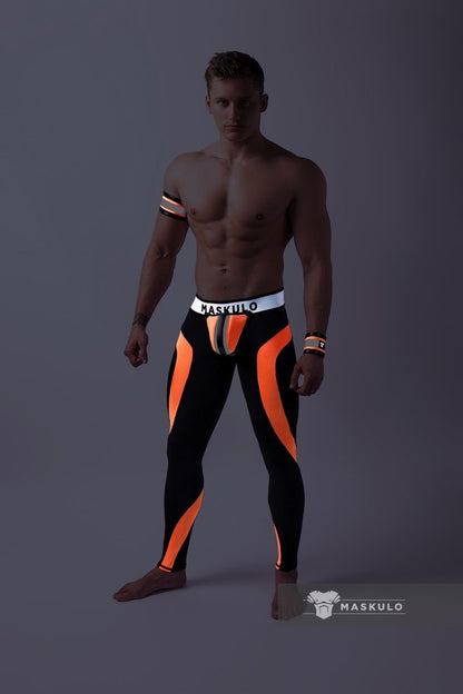 Youngero Classic. Open Rear Leggings. Orange Neon