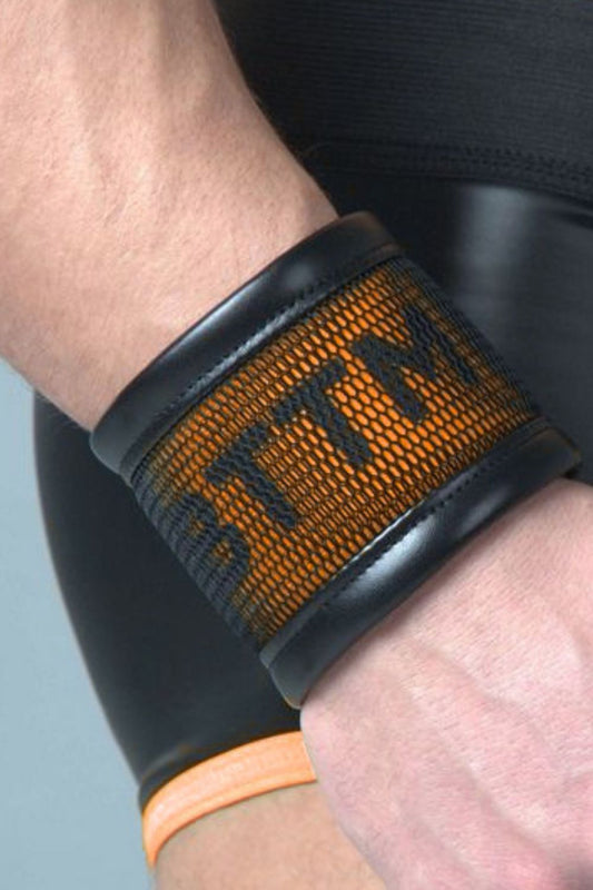 Youngero BTTM Orange Neon. Role Wristband