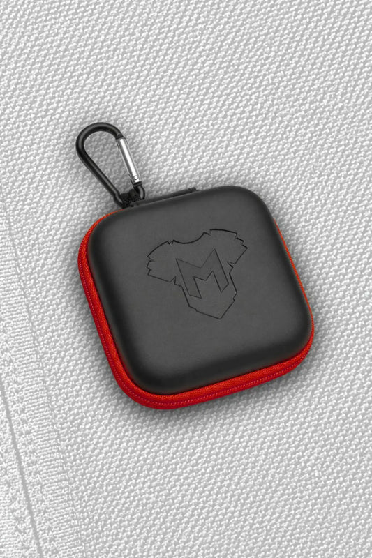 Irwin Wanderlust. Carabiner Zip-Case. Red