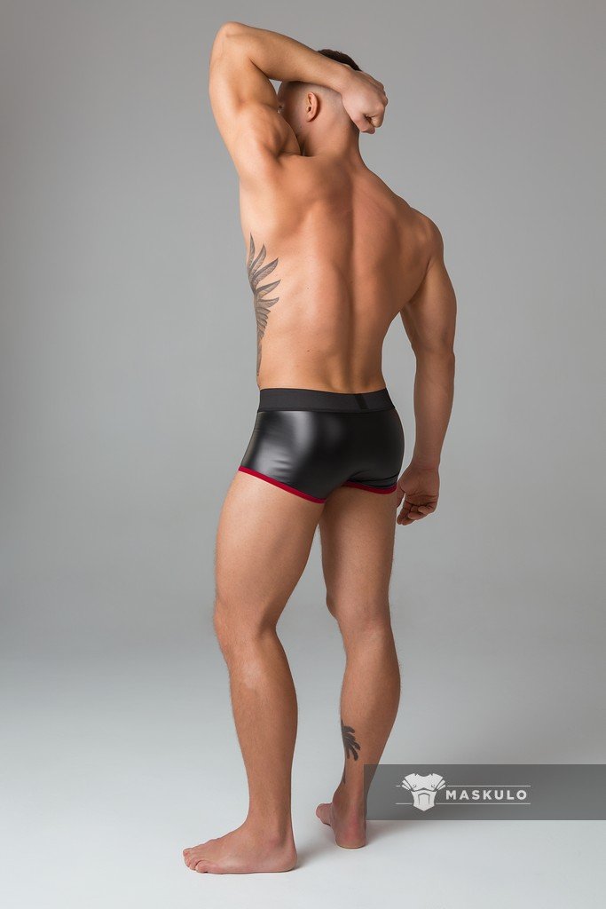 Youngero Classic. Regular Rear Trunk Shorts. Red