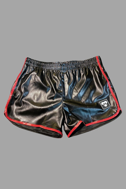 Skulla. Joggingshorts aus Kunstleder. Schwarz+Rot 