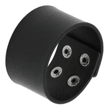 Maskulo NQ3349 black/silver 5cm PU leather wristband with snap buttons. Stylish hand accessory for daily wear, cosplay, party, and travel.