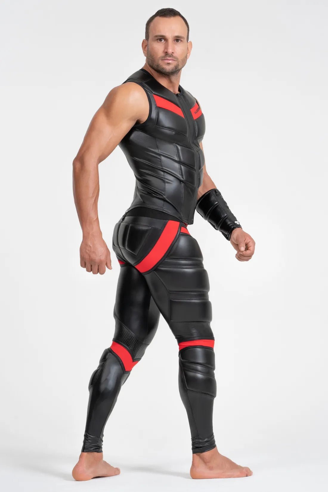 Armored Leggings 'Big Bulge'. Black And Red - MLG106-Y1 2 - www.maskulo.berlin Local City Store