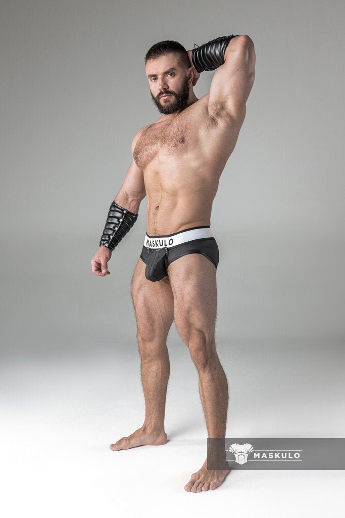Armored Standard. Open Rear Briefs. Black - MBR107-Y1 - www.maskulo.berlin - Local store