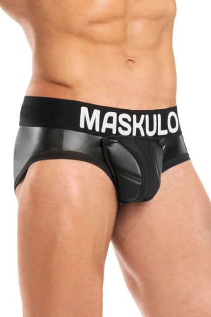 Basic Briefs with Pouch Snap. Black - MBR135 - Y2 - www.maskulo.berlin - Local store
