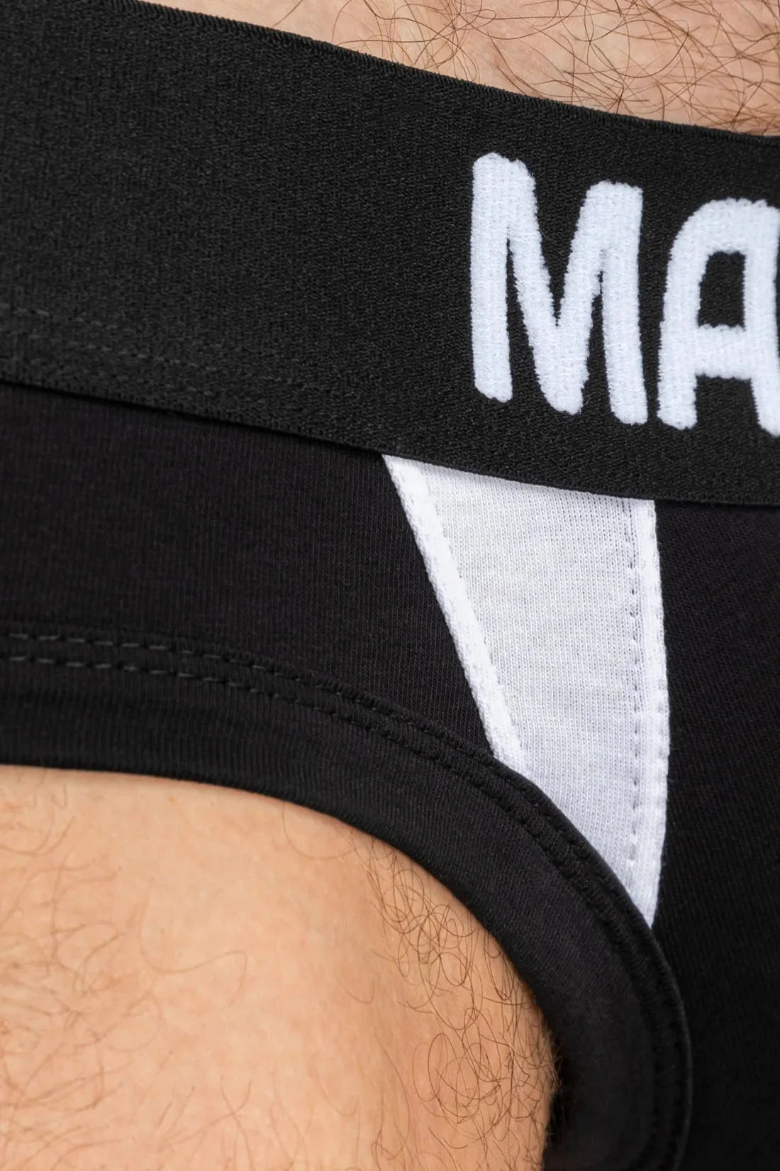 Captain-A Briefs With O-Inside-Pouch. Black And White - MBR143-Y1 5 - www.maskulo.berlin Local City Store