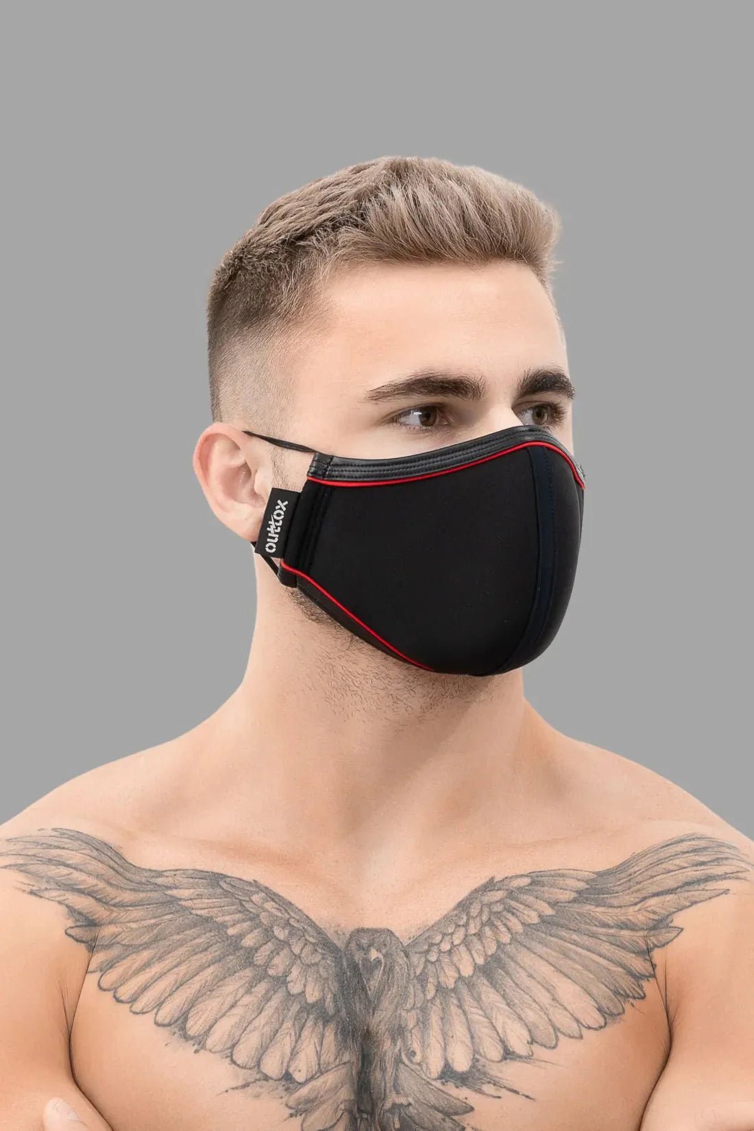 Everyday Mask. Black And Red - XAC101-YX - www.maskulo.berlin - Local store
