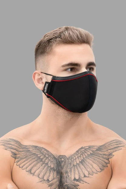 Everyday Mask. Black And Red - XAC101-YX - www.maskulo.berlin - Local store