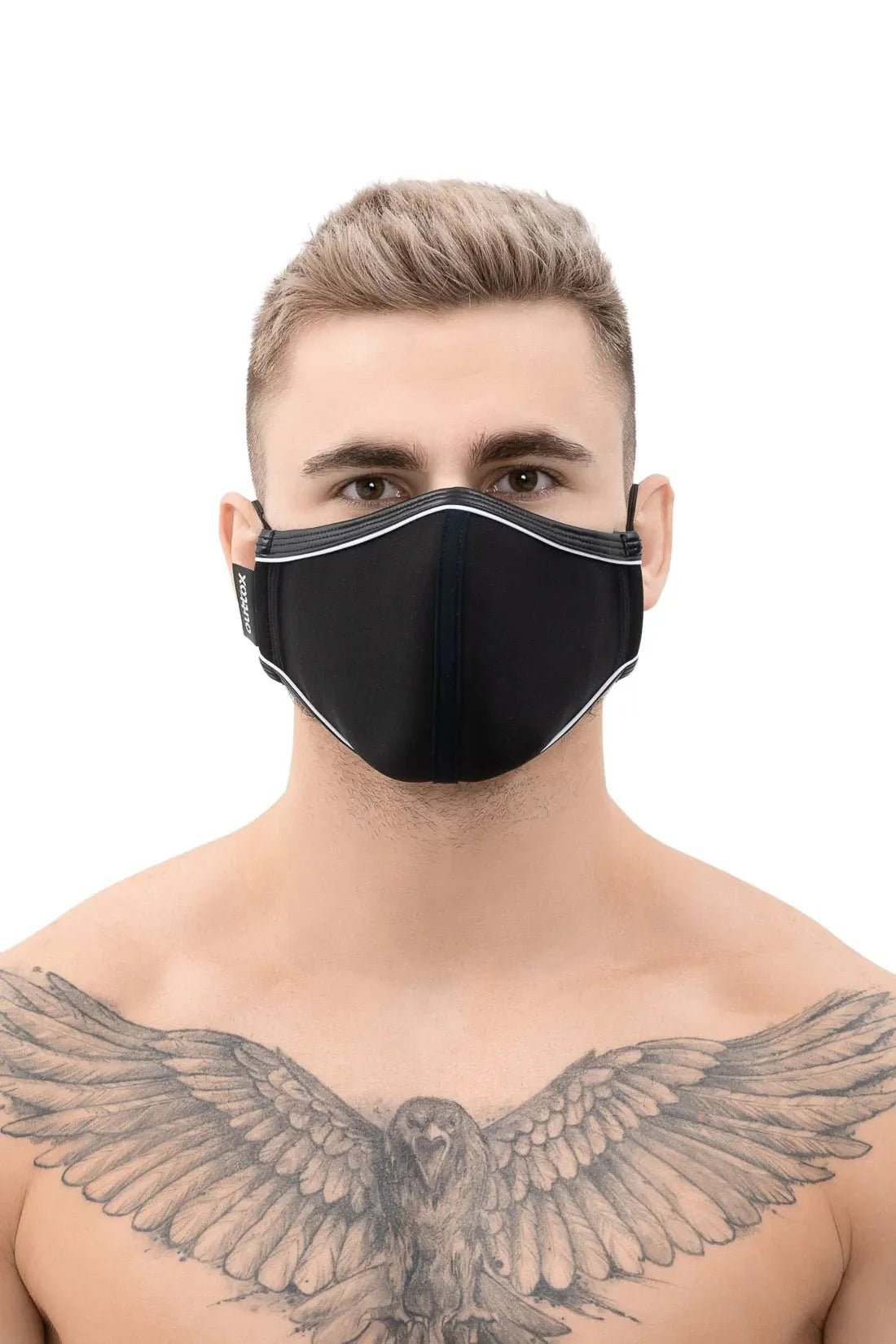 Everyday Mask. Black And White - XAC102-YX - www.maskulo.berlin - Local store