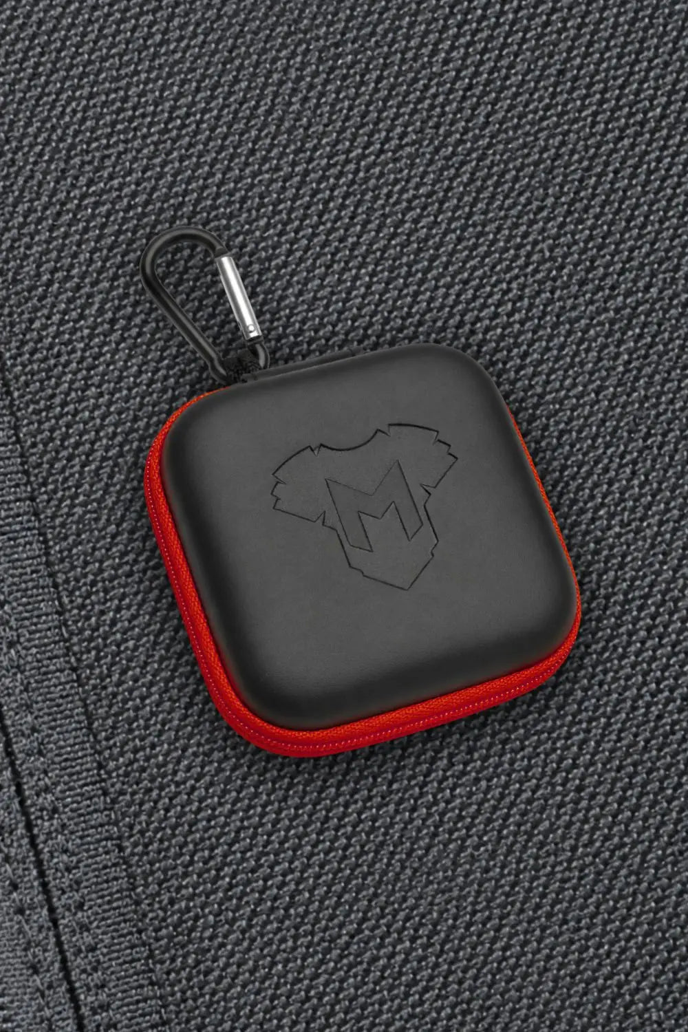 Irwin Wanderlust. Carabiner Zip-Case. Red - MCS103-YX 6 - www.maskulo.berlin Local City Store