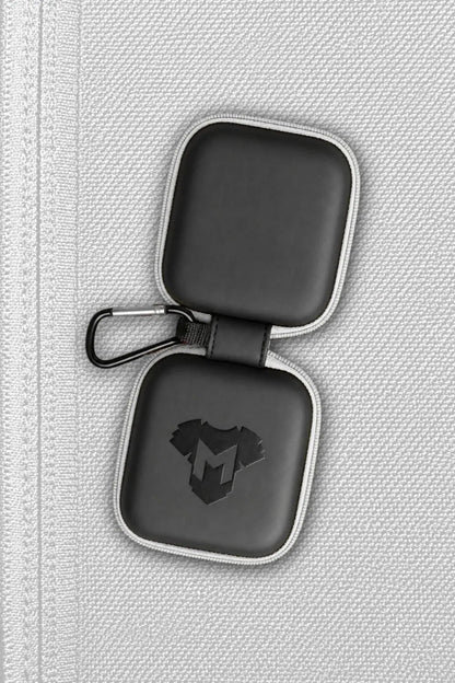 Leonardo Wanderlust. Carabiner Zip-Case. White - MCS102-YX 4 - www.maskulo.berlin Local City Store
