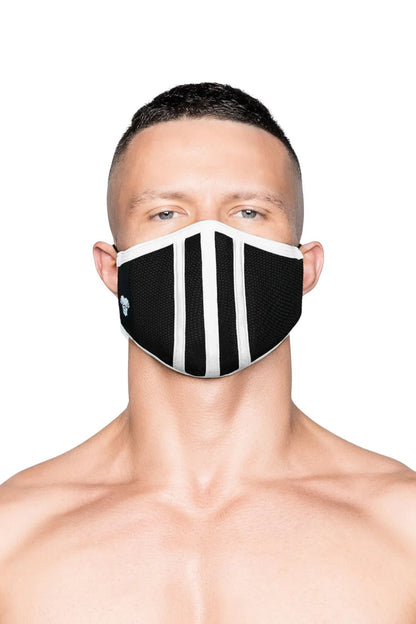 Life 3D Mask. White+Black - MAC109-YX - www.maskulo.berlin - Local store