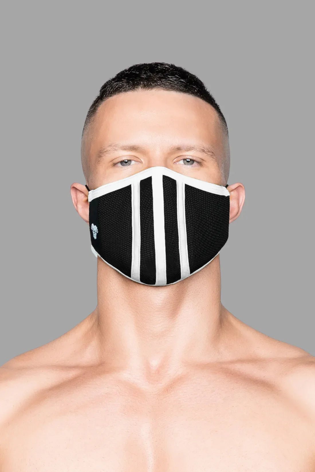 Life 3D Mask. White+Black - MAC109-YX - www.maskulo.berlin - Local store