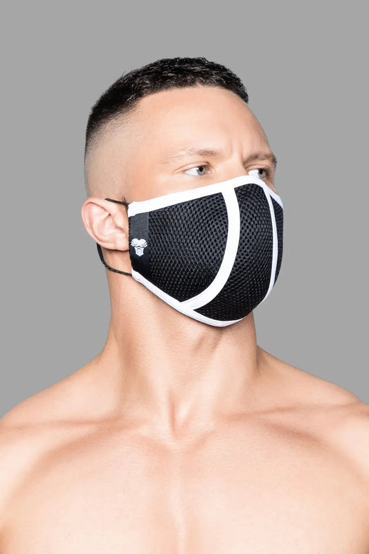Life Mask. Black And White - MAC111-YX - www.maskulo.berlin - Local store