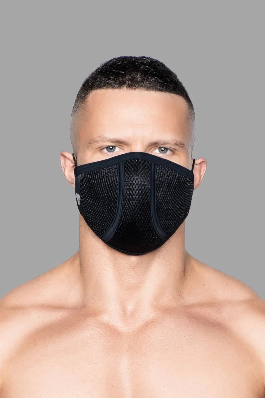 Life Mask. Black - MAC112-YX - www.maskulo.berlin - Local store