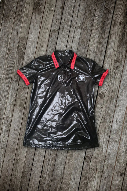 Polo Shirt of Black Shiny PU. Red Stripes &pn - MTP182-Y1 - www.maskulo.berlin - Local store