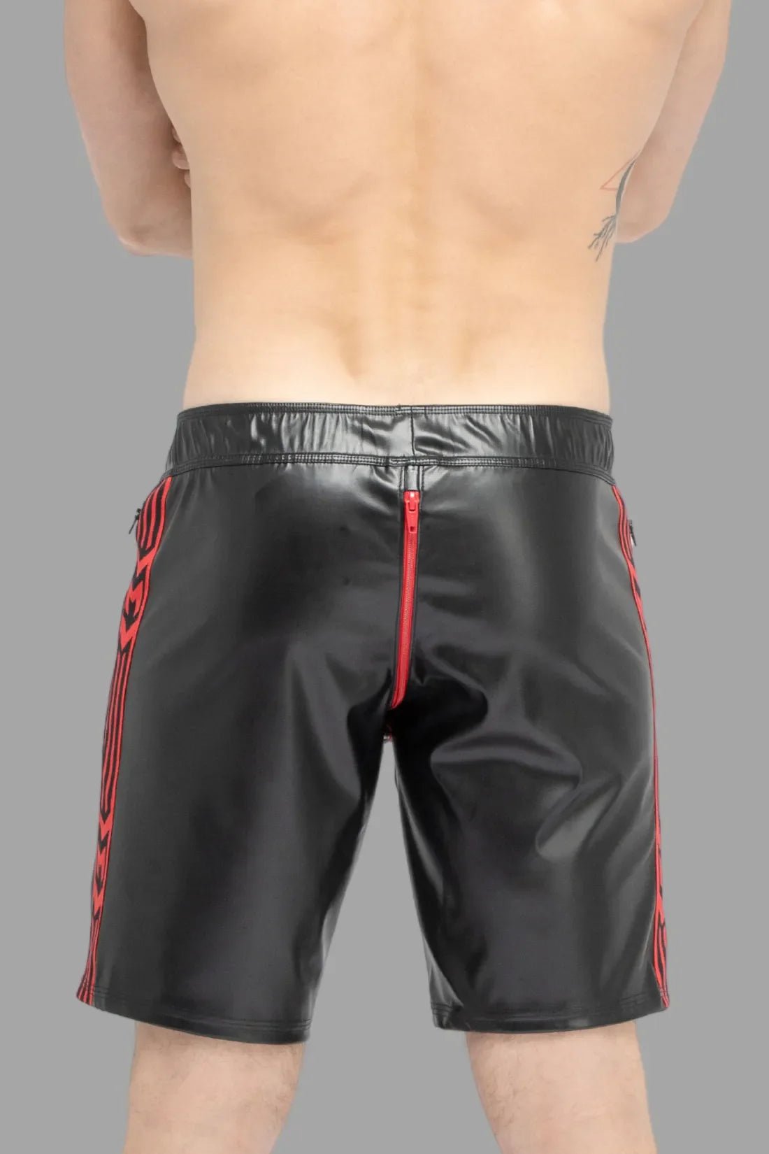 Skulla. Leatherette Soccer Shorts. Black+Red - MSH104 - Y1 - www.maskulo.berlin - Local store