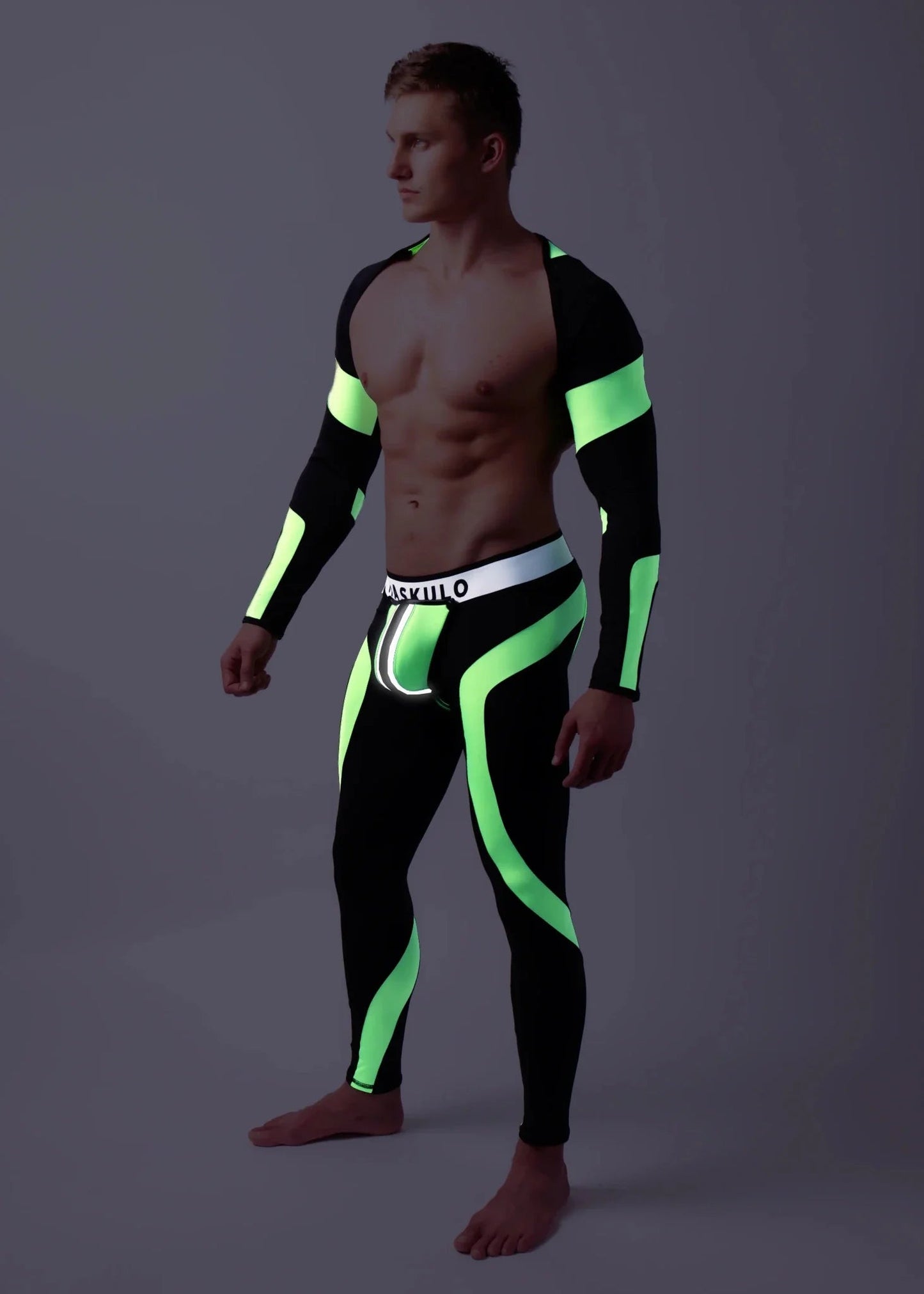 Youngero Classic. Crop Top. Long Sleeves. Green Neon - MTP157-Y1 4 - www.maskulo.berlin Local City Store