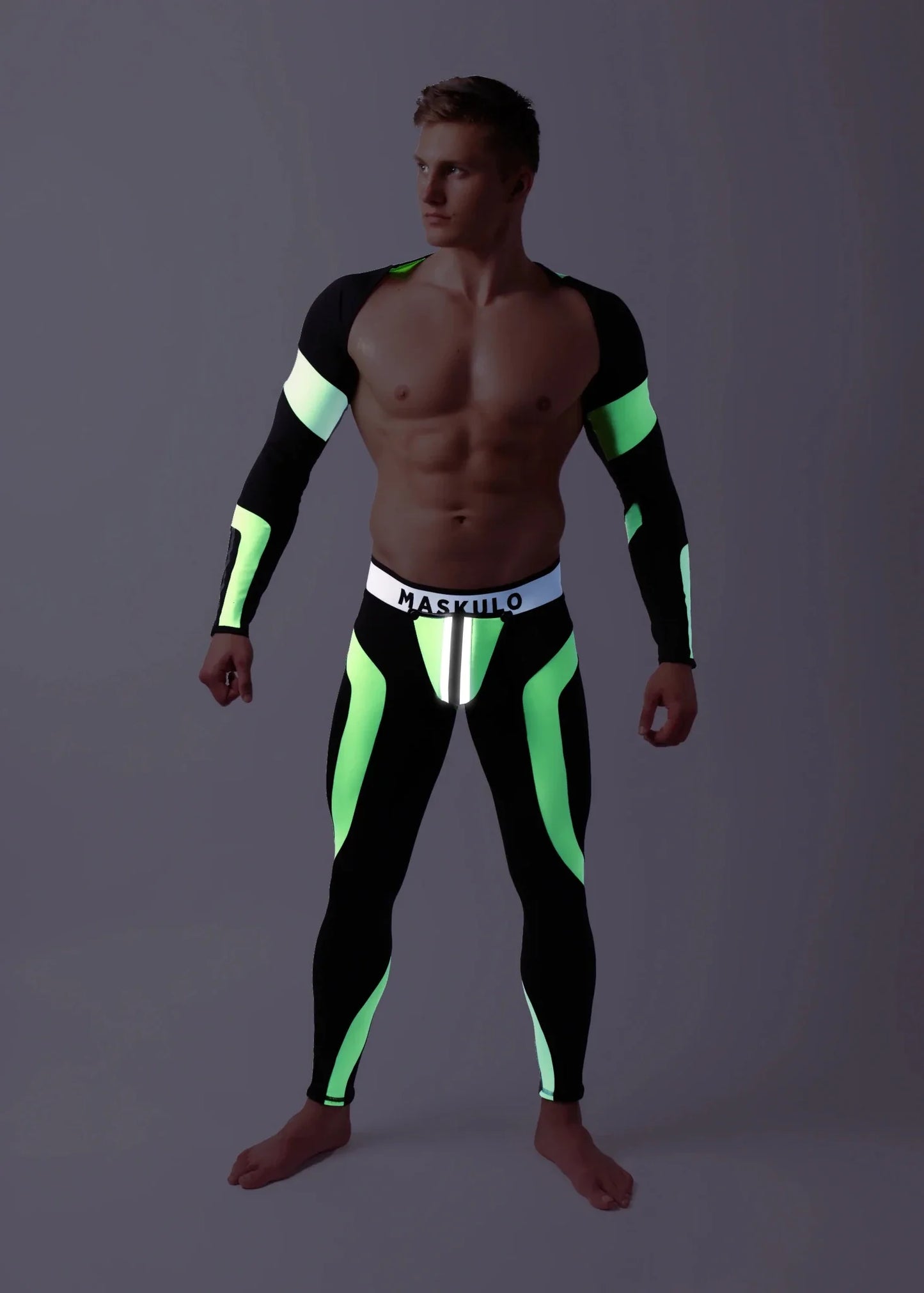 Youngero Classic. Crop Top. Long Sleeves. Green Neon