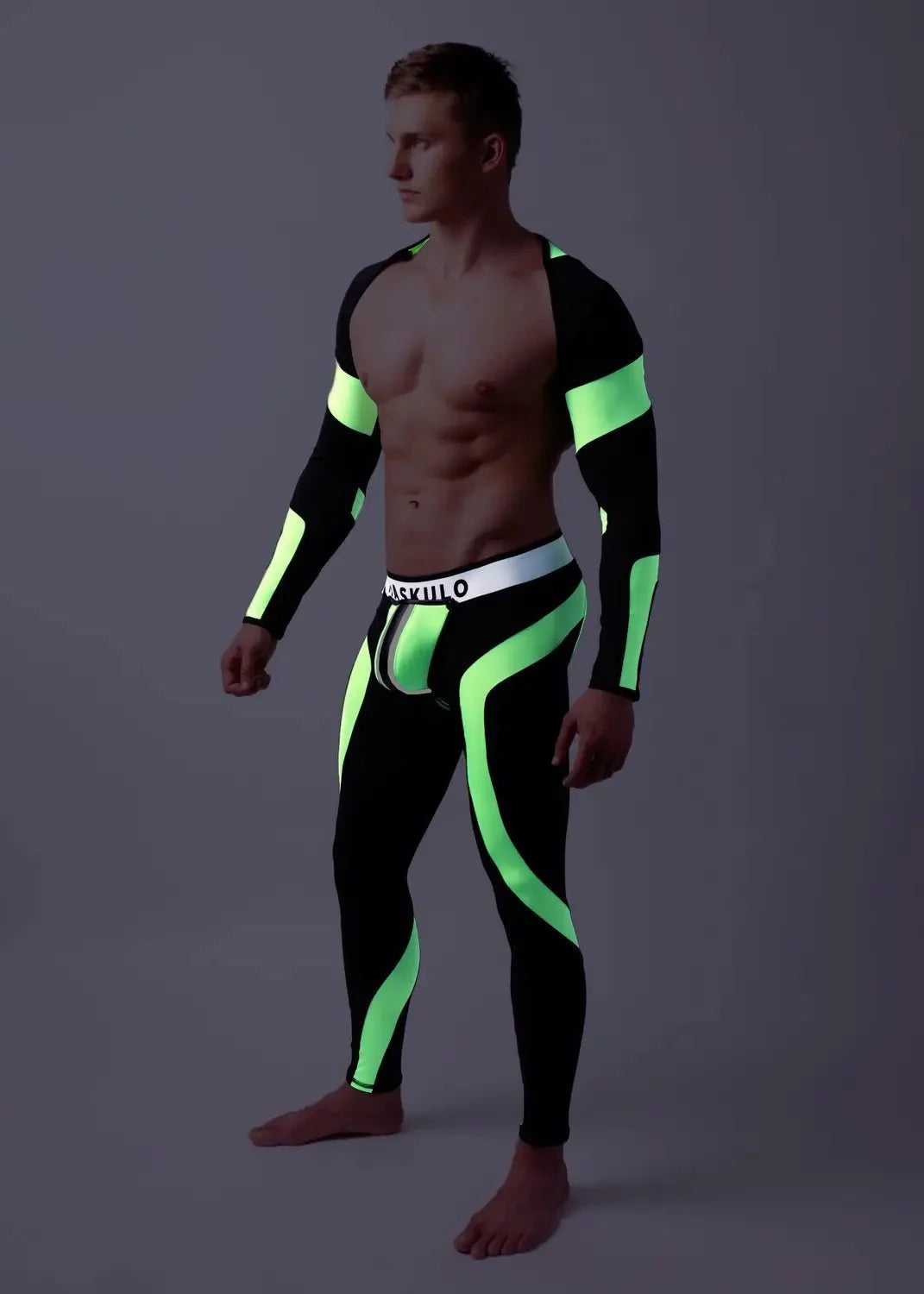 Youngero Classic. Regular Rear Leggings. Green Neon