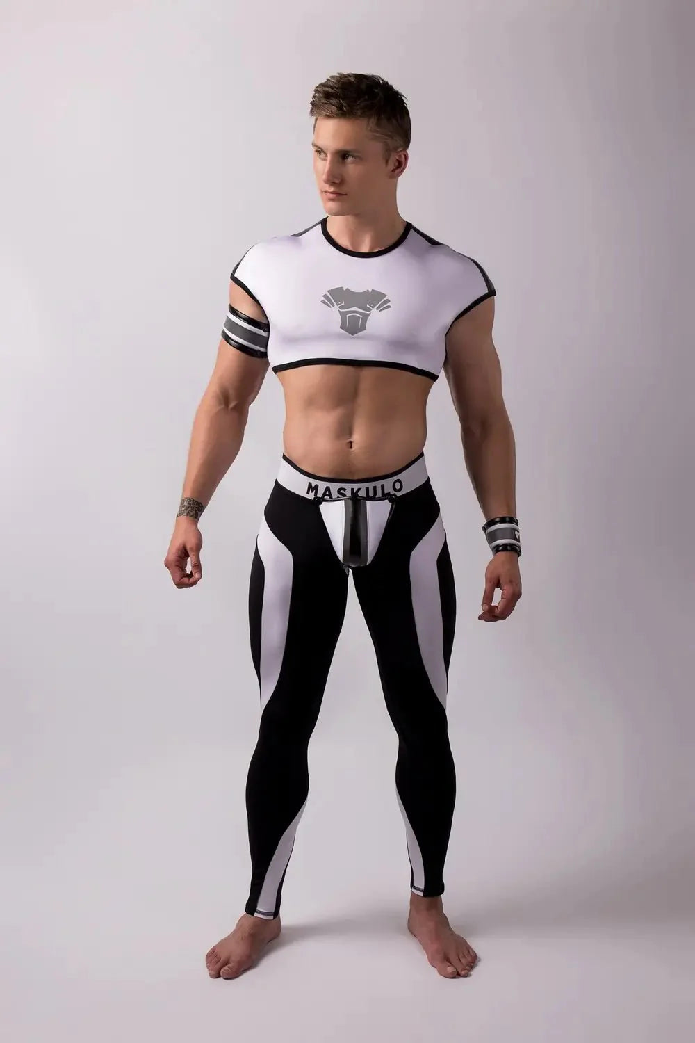 Youngero Classic. Open Rear Leggings. White Neon